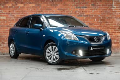Hatchback (5 seats)